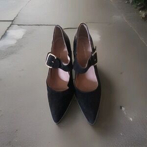 Tommy Hilfiger Womans Size 7 High Heels